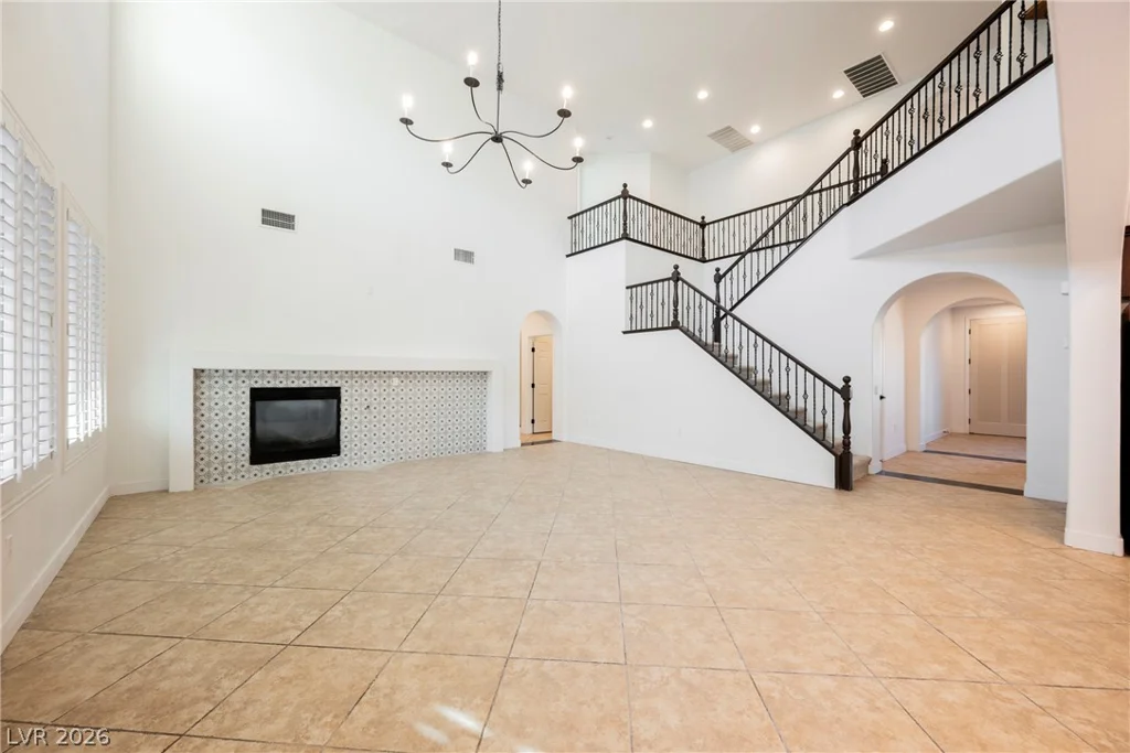 733 Blue Crystal Creek, Henderson, NV 89002