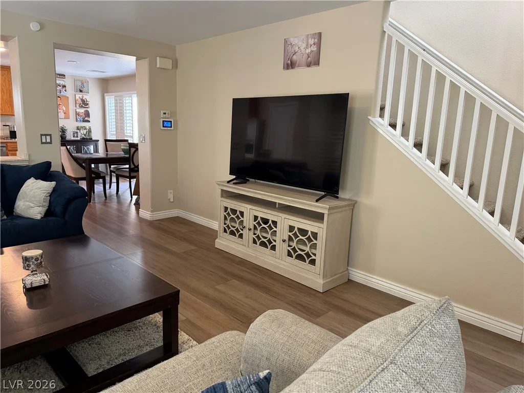 66 Peachtree Hill, Las Vegas, NV 89183