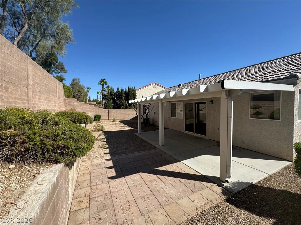 3720 Shimmering Creek, North Las Vegas, NV 89031
