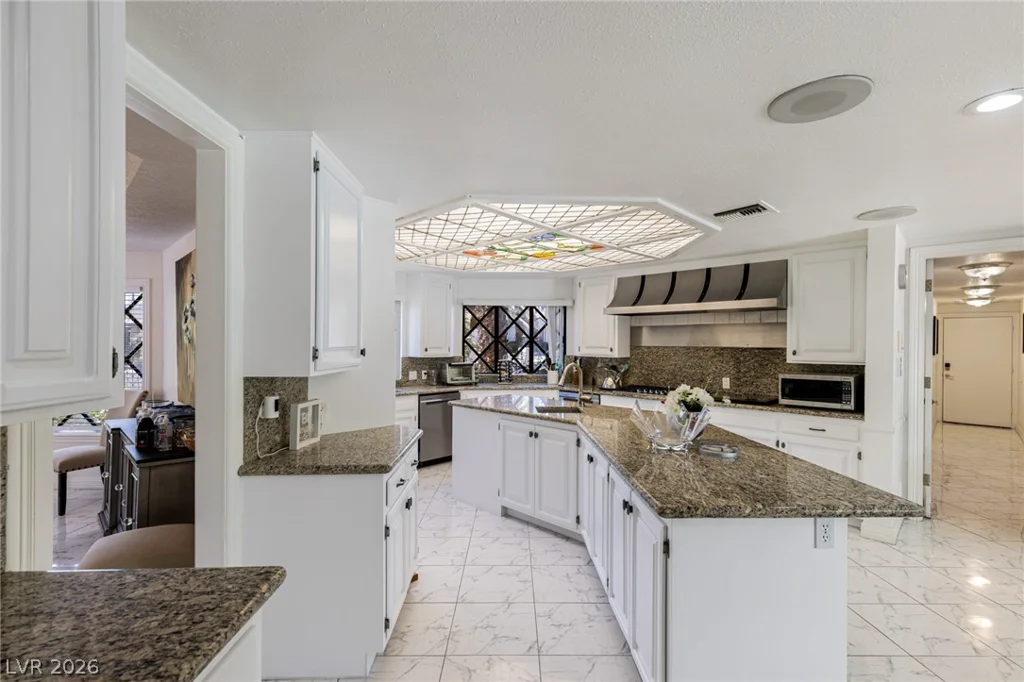 221 Dalmatian, Las Vegas, NV 89107