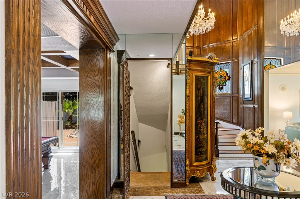 221 Dalmatian, Las Vegas, NV 89107