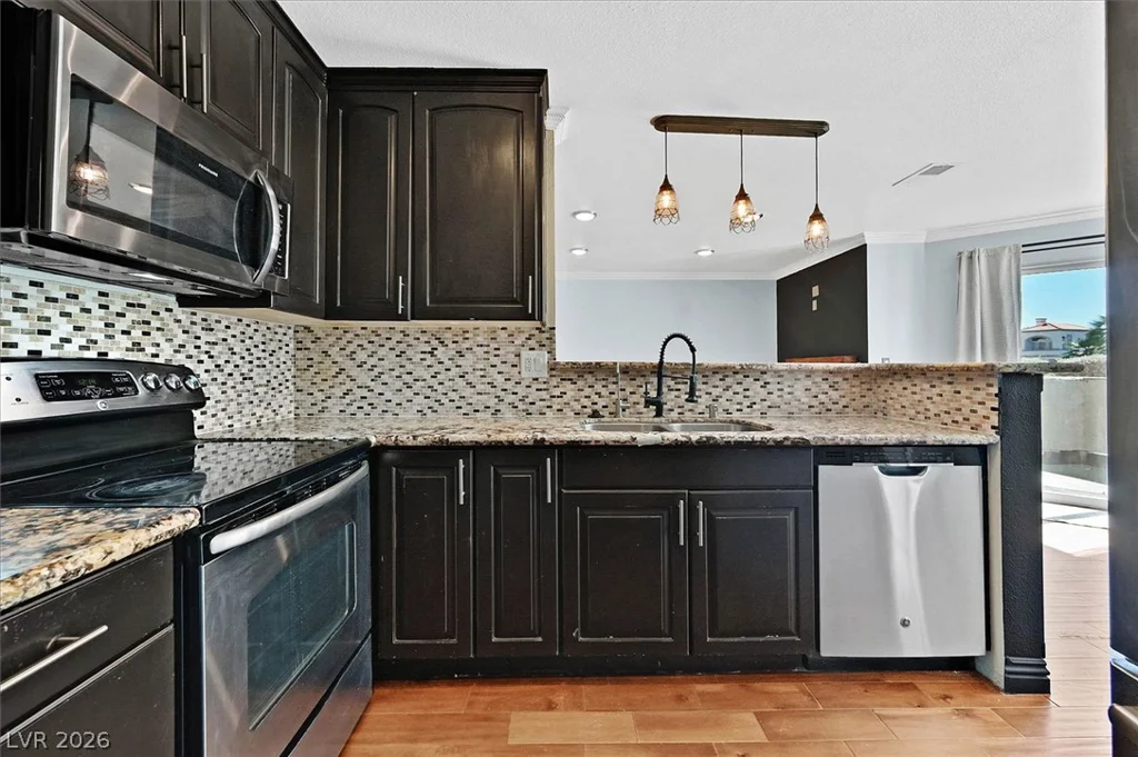 3150 Soft Breezes, Las Vegas, NV 89128