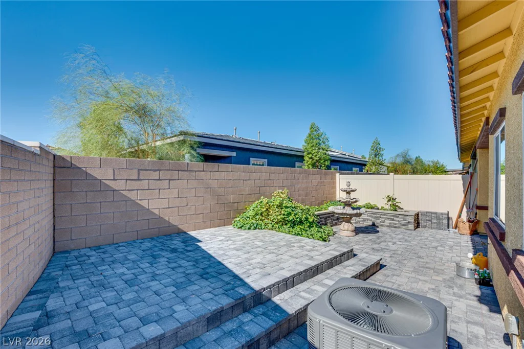 1175 Hummingbird Bay, Henderson, NV 89011