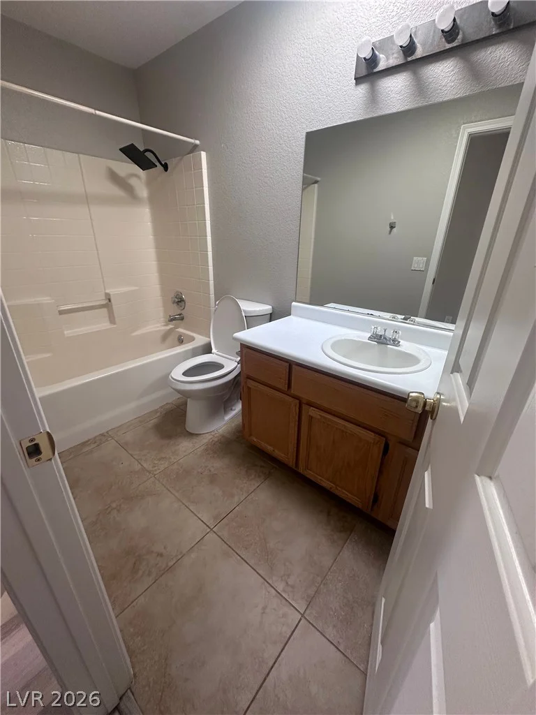 7509 Bowles, Las Vegas, NV 89130