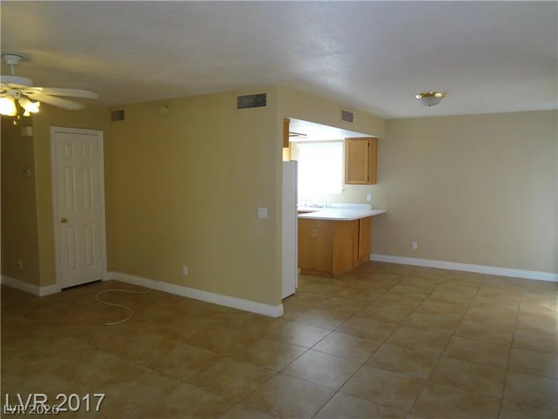 7509 Bowles, Las Vegas, NV 89130