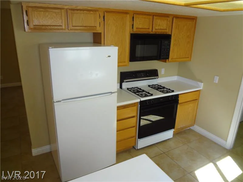 7509 Bowles, Las Vegas, NV 89130