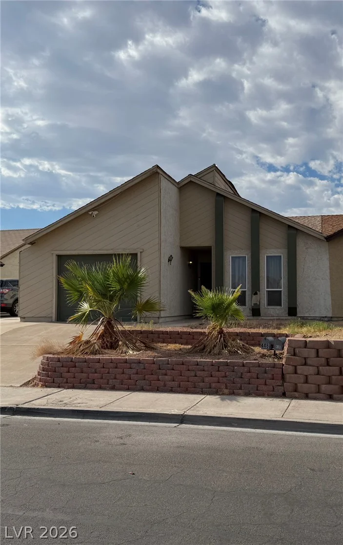 448 Holick, Henderson, NV 89011