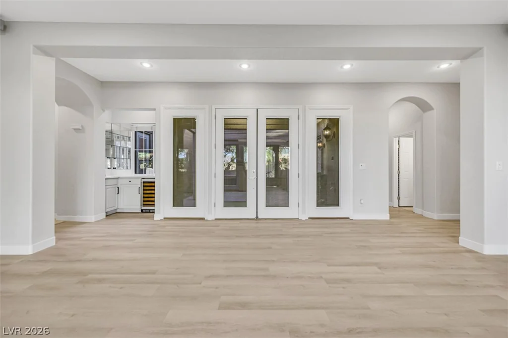 7970 Carson Creek, Las Vegas, NV 89113