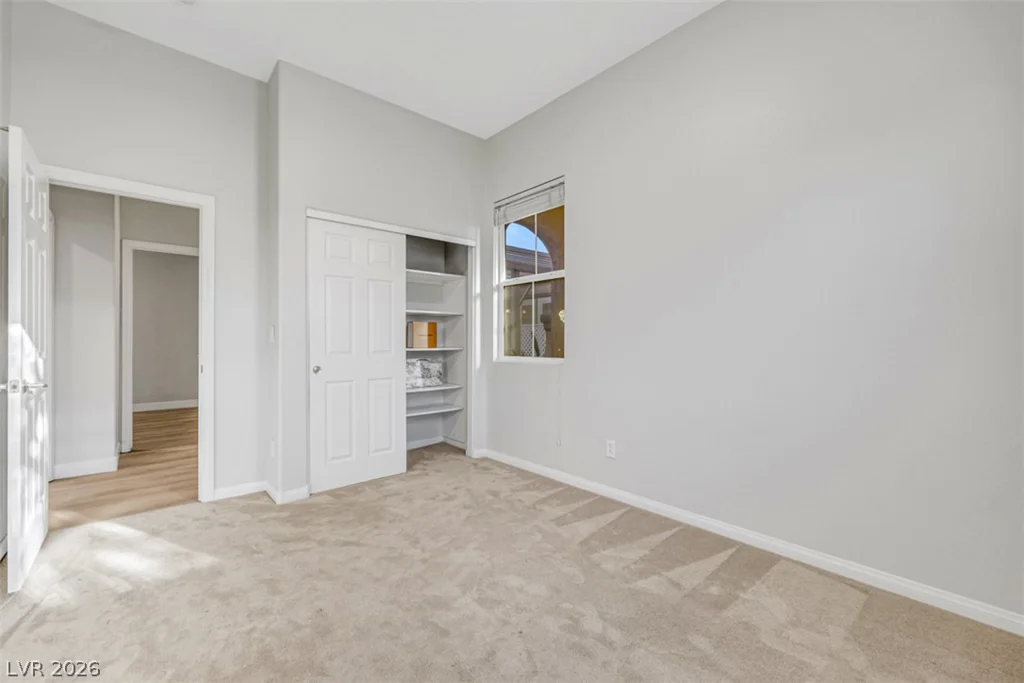 7970 Carson Creek, Las Vegas, NV 89113