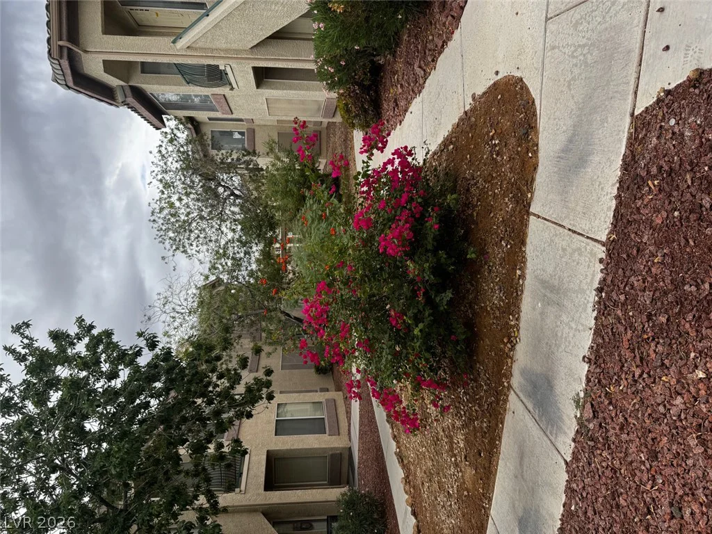5710 Tropicana, Las Vegas, NV 89122