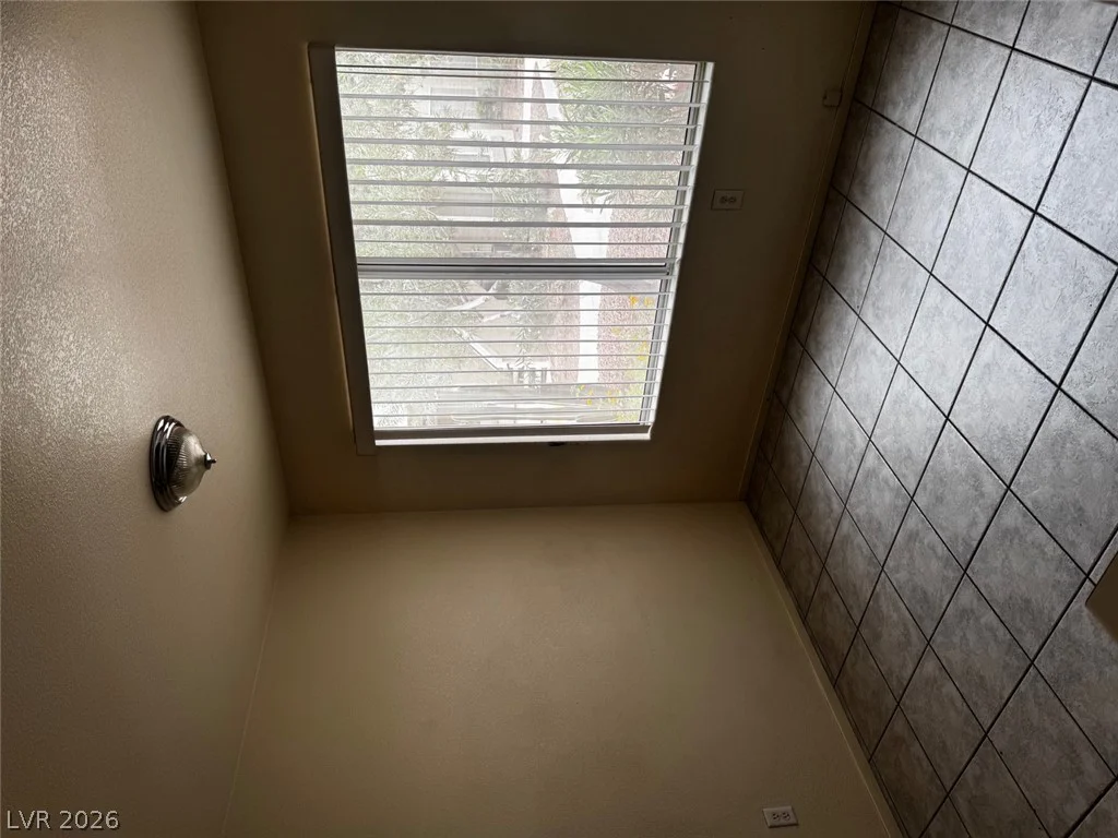 5710 Tropicana, Las Vegas, NV 89122