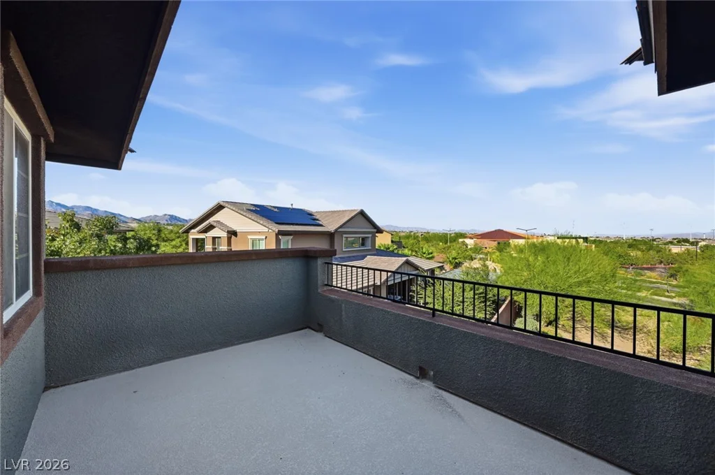 10470 Dove Meadow, Las Vegas, NV 89135