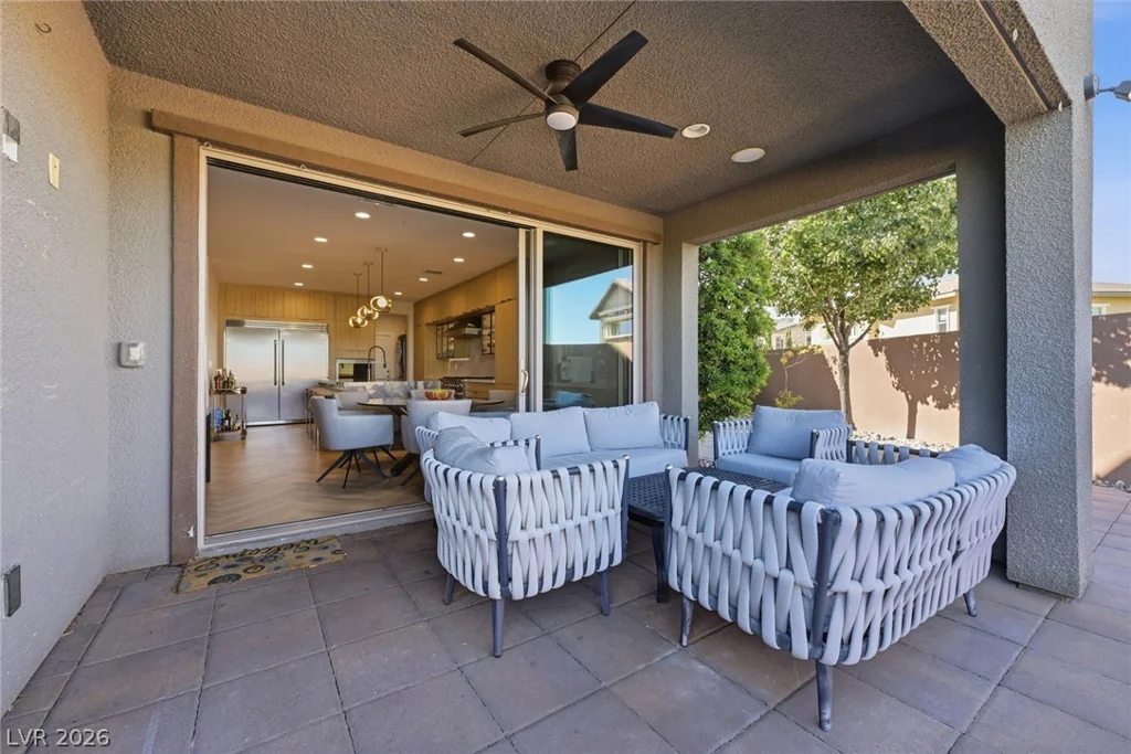 10470 Dove Meadow, Las Vegas, NV 89135