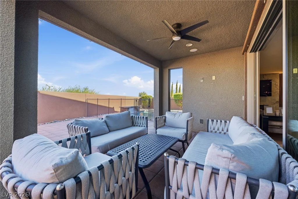 10470 Dove Meadow, Las Vegas, NV 89135