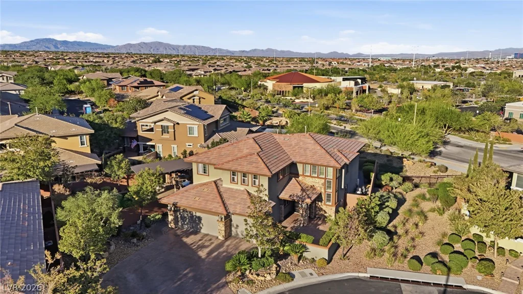 10470 Dove Meadow, Las Vegas, NV 89135