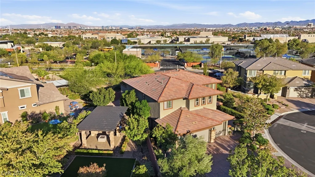 10470 Dove Meadow, Las Vegas, NV 89135