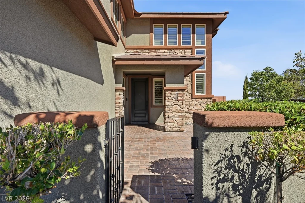 10470 Dove Meadow, Las Vegas, NV 89135