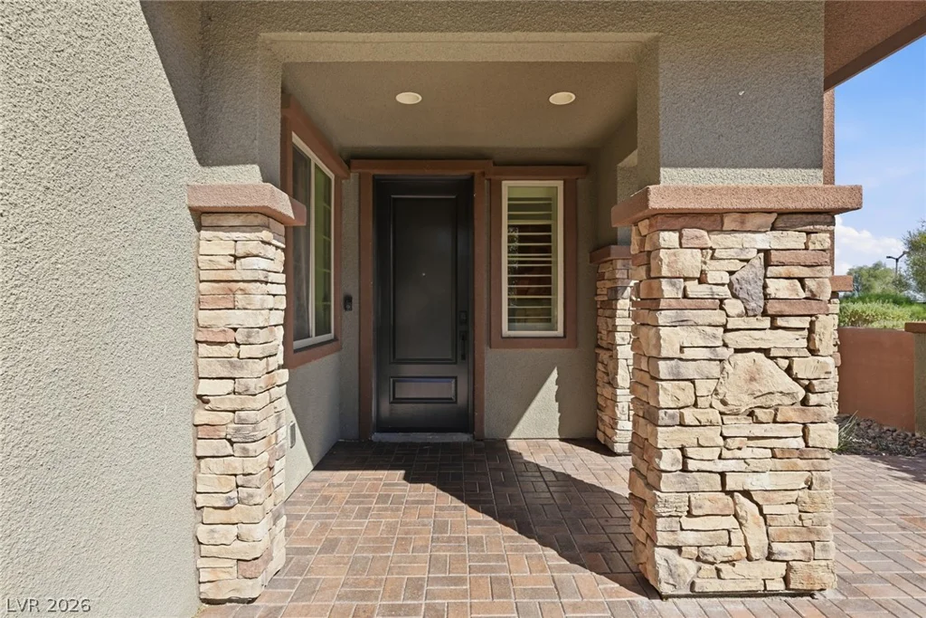 10470 Dove Meadow, Las Vegas, NV 89135