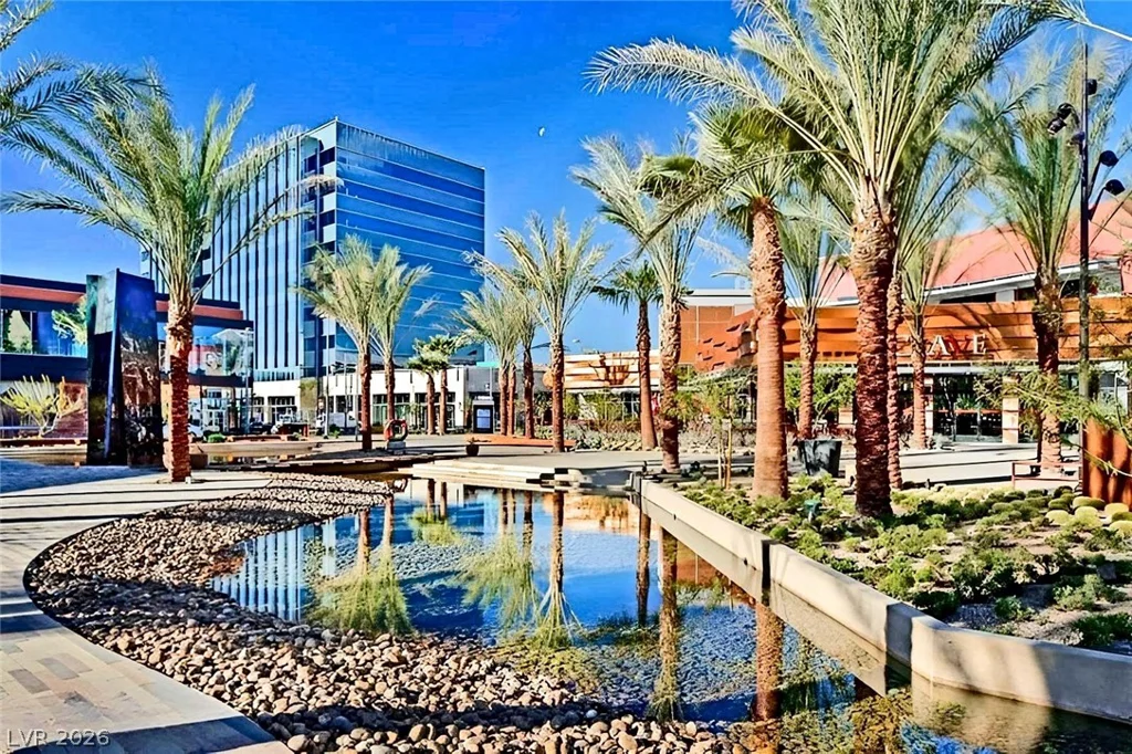 10656 Warrior, Las Vegas, NV 89135