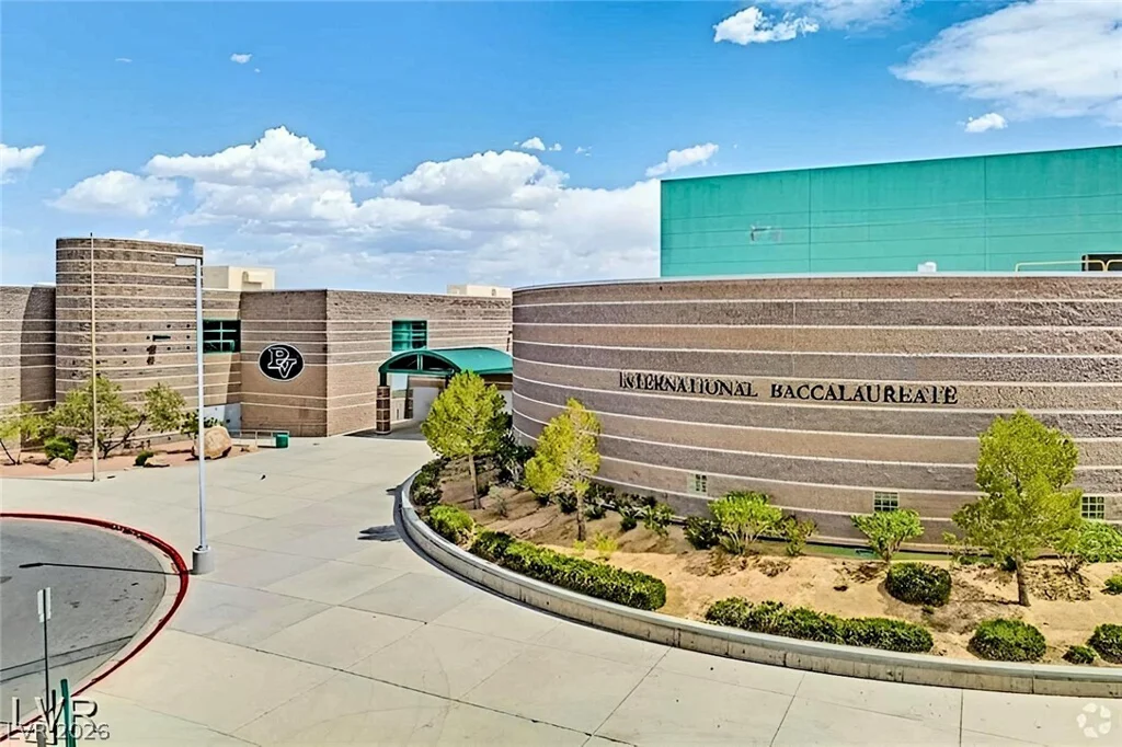 10656 Warrior, Las Vegas, NV 89135