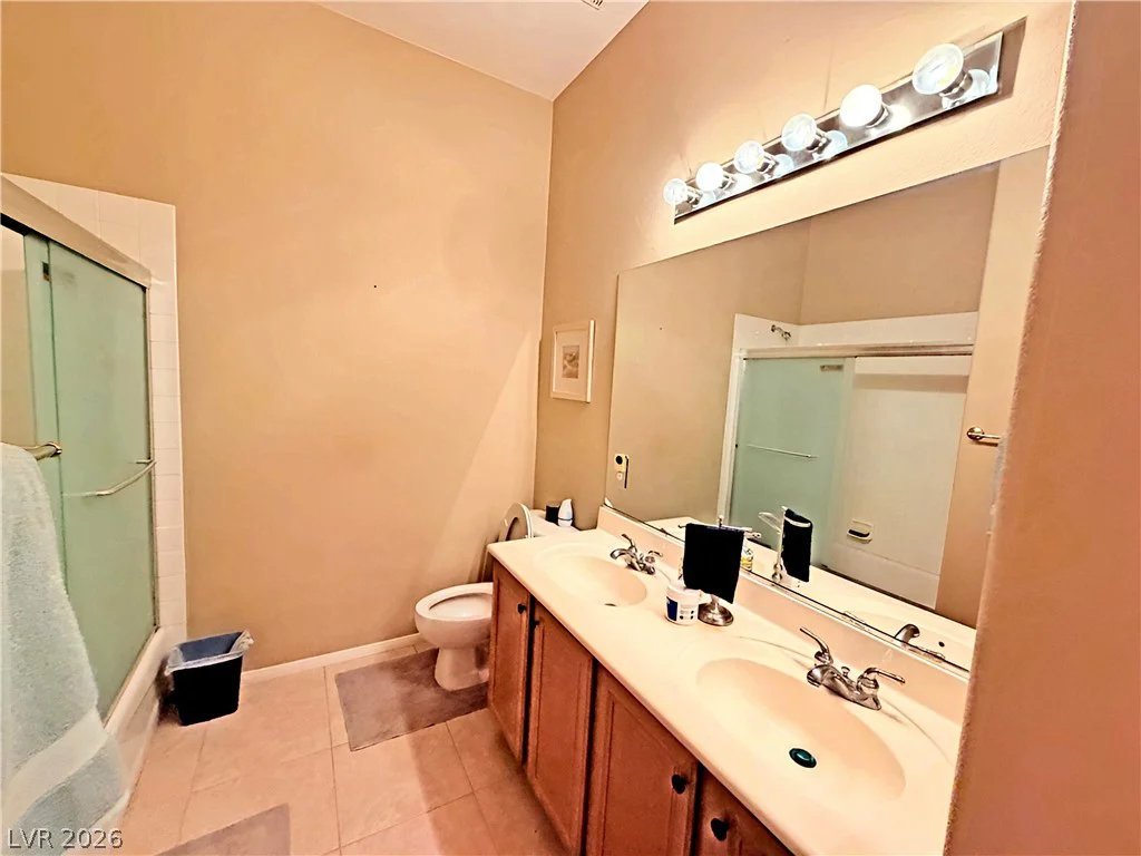 10656 Warrior, Las Vegas, NV 89135