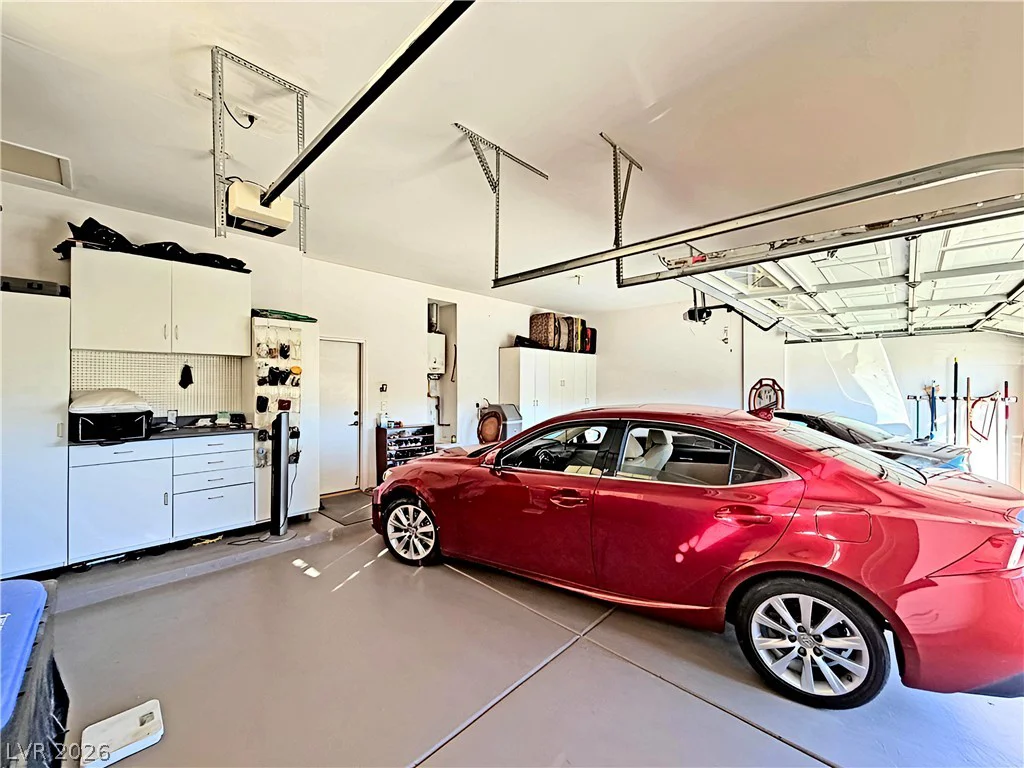10656 Warrior, Las Vegas, NV 89135