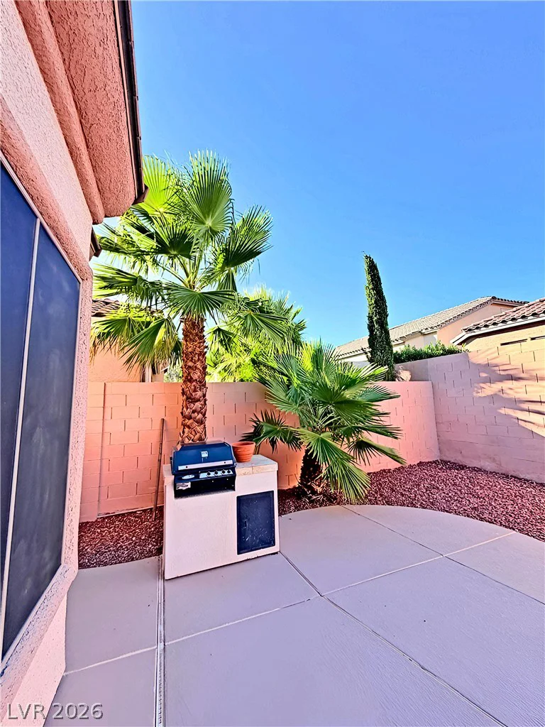 10656 Warrior, Las Vegas, NV 89135