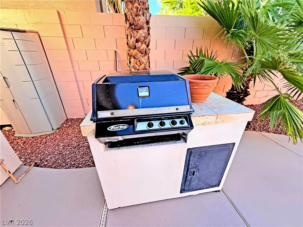 10656 Warrior, Las Vegas, NV 89135