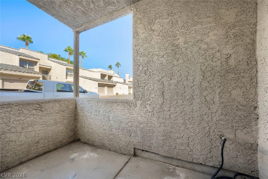 6250 Flamingo, Las Vegas, NV 89103