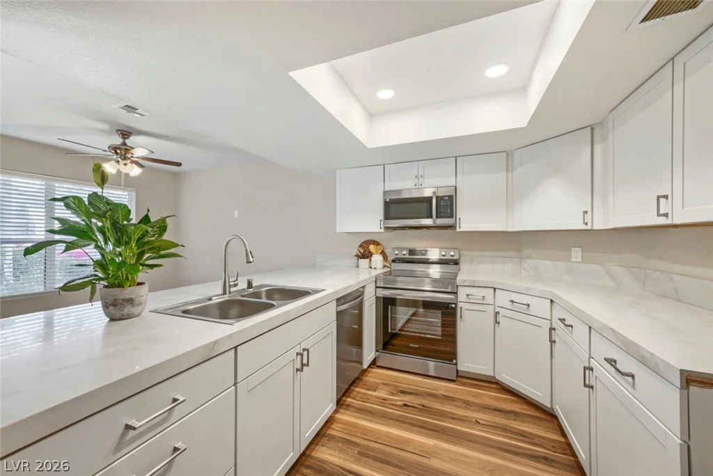 6250 Flamingo, Las Vegas, NV 89103