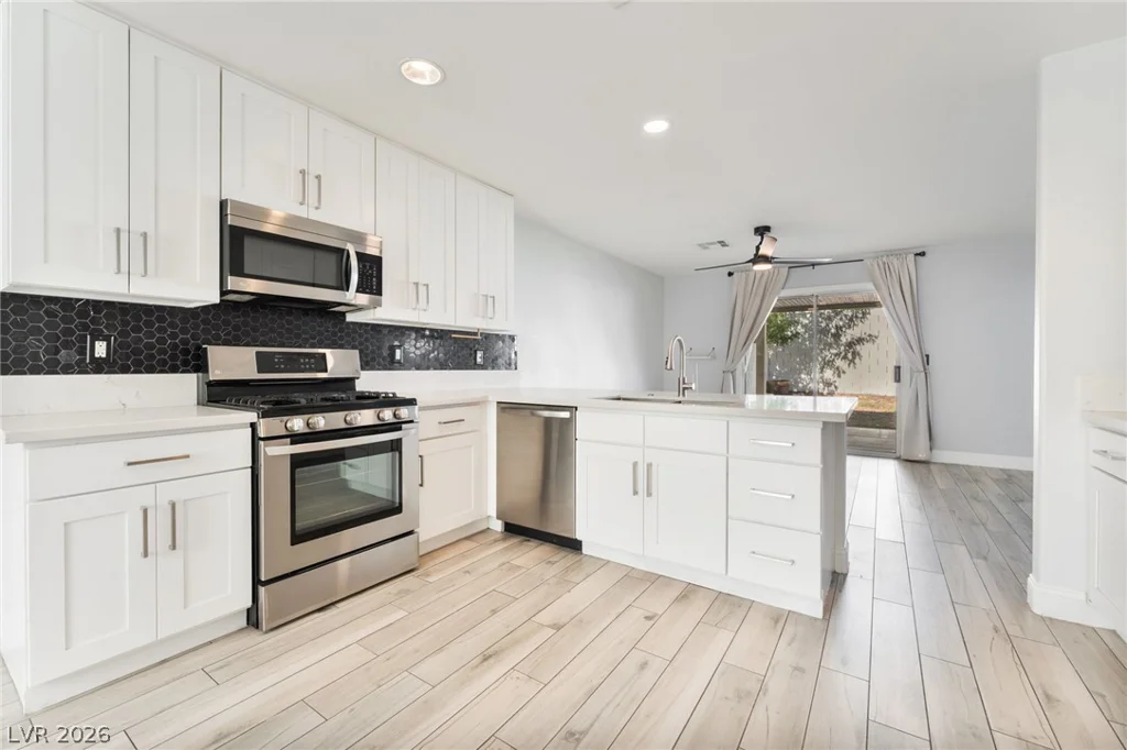 10244 Amber Hue, Las Vegas, NV 89144