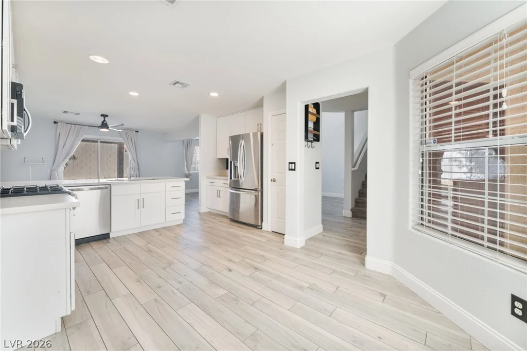 10244 Amber Hue, Las Vegas, NV 89144