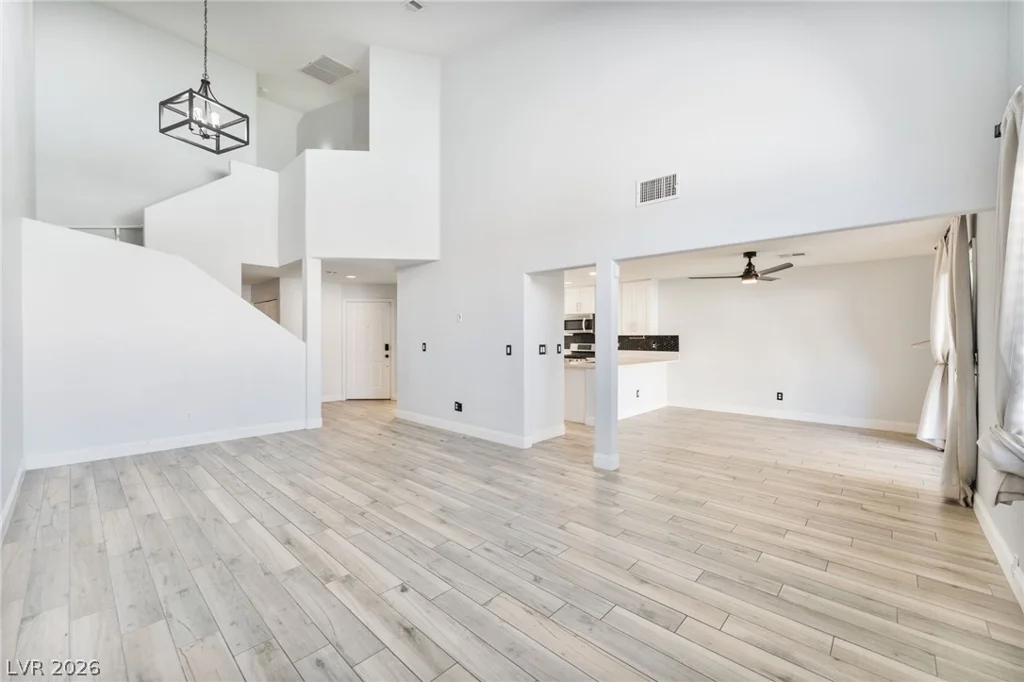 10244 Amber Hue, Las Vegas, NV 89144
