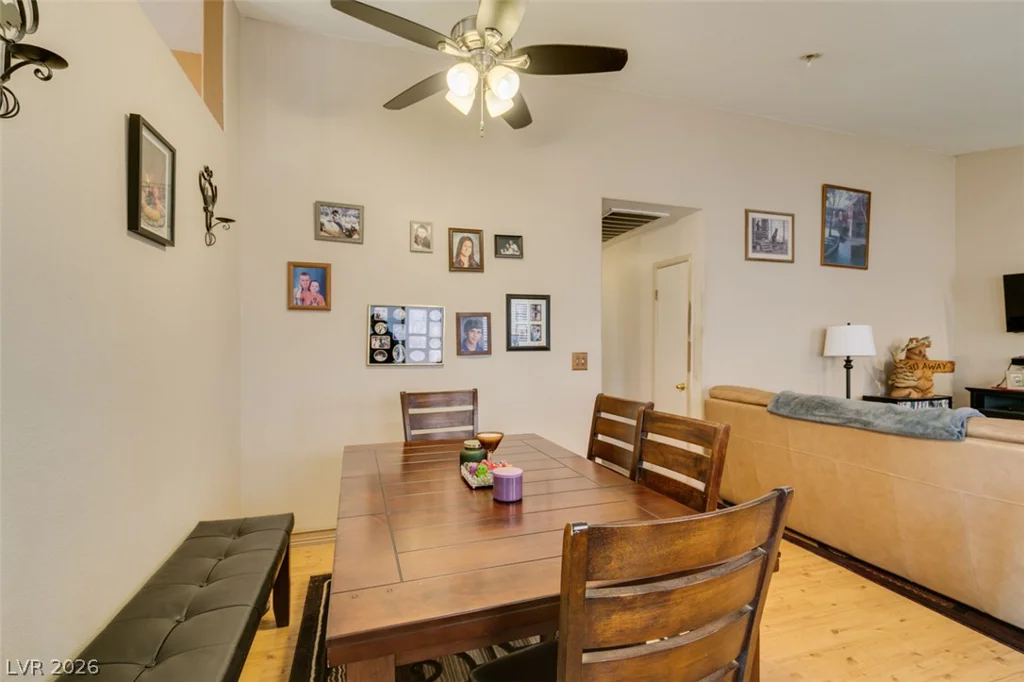 517 Wing Gull, North Las Vegas, NV 89032