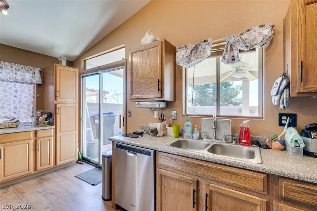 517 Wing Gull, North Las Vegas, NV 89032