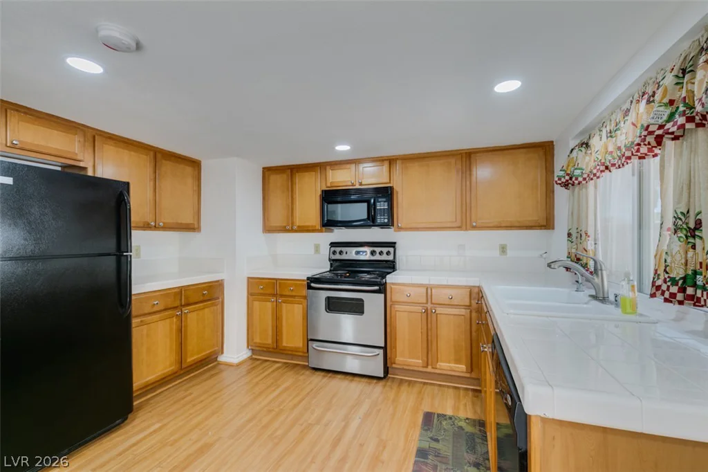 3422 Pecos, Las Vegas, NV 89121