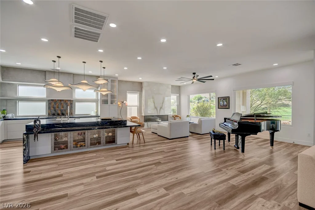 5043 Pensier, Las Vegas, NV 89135