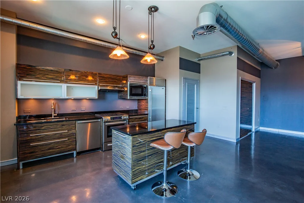 200 Hoover, Las Vegas, NV 89101