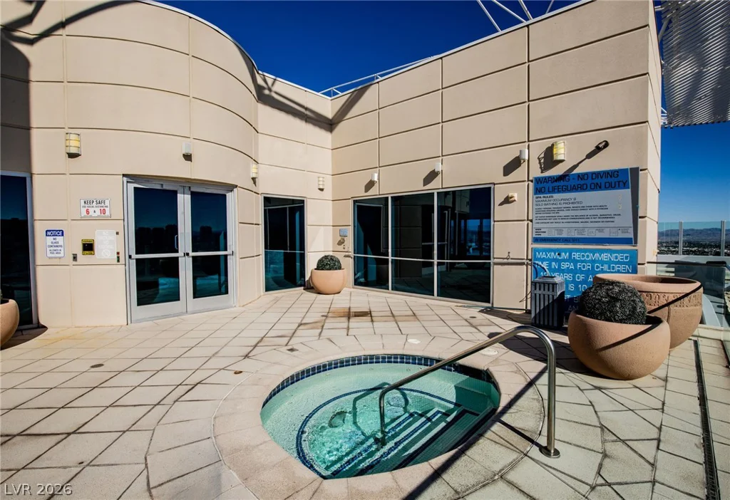 200 Hoover, Las Vegas, NV 89101