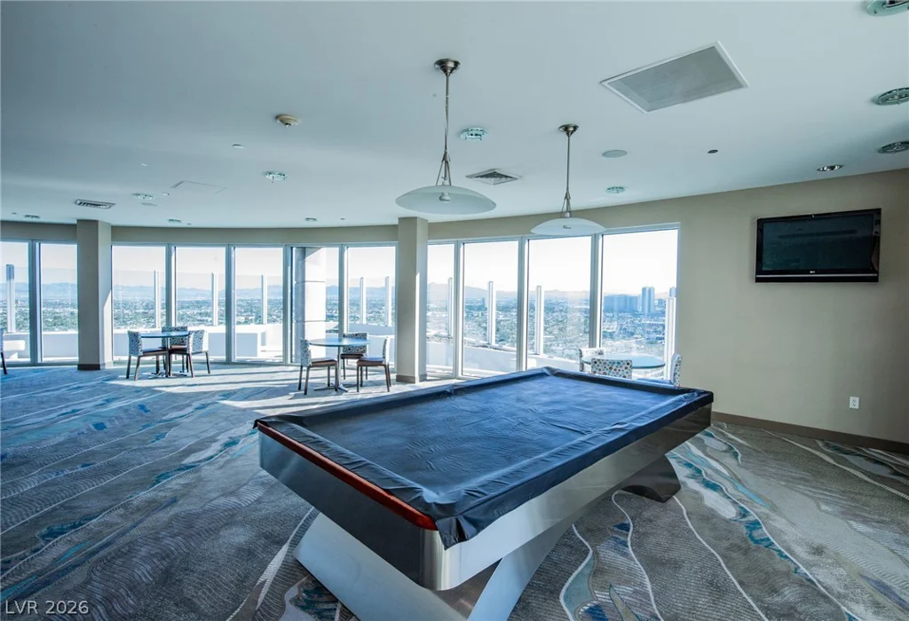 200 Hoover, Las Vegas, NV 89101
