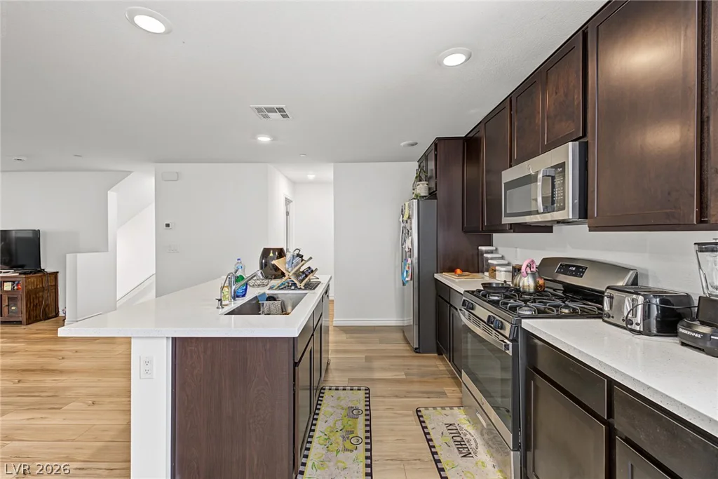 3553 Reserve, Las Vegas, NV 89129