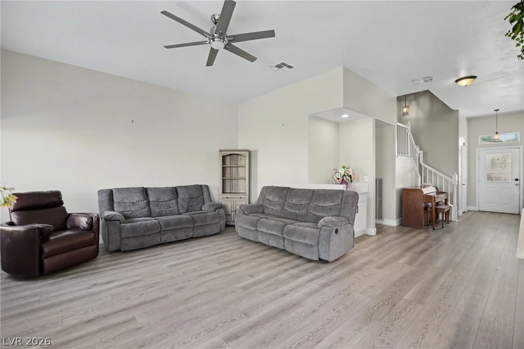 5004 Desert Fir, Las Vegas, NV 89130
