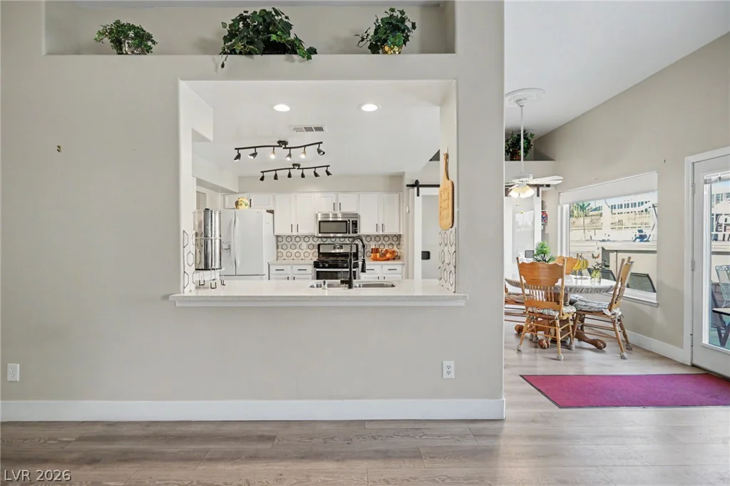5004 Desert Fir, Las Vegas, NV 89130