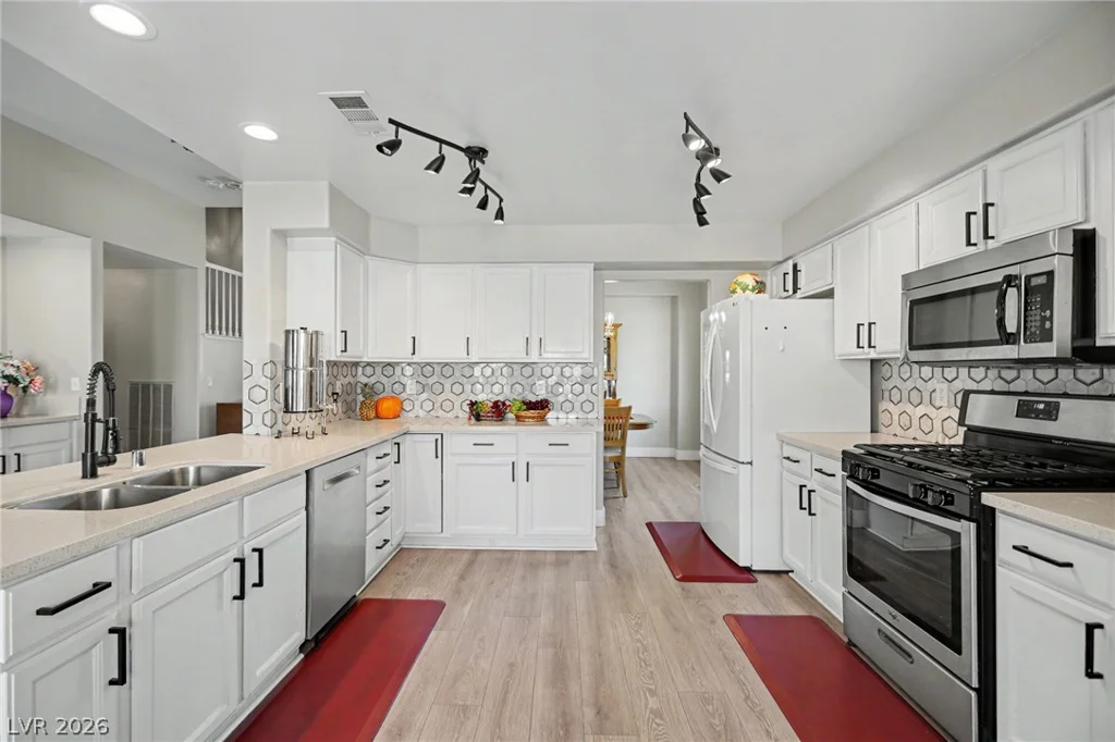 5004 Desert Fir, Las Vegas, NV 89130