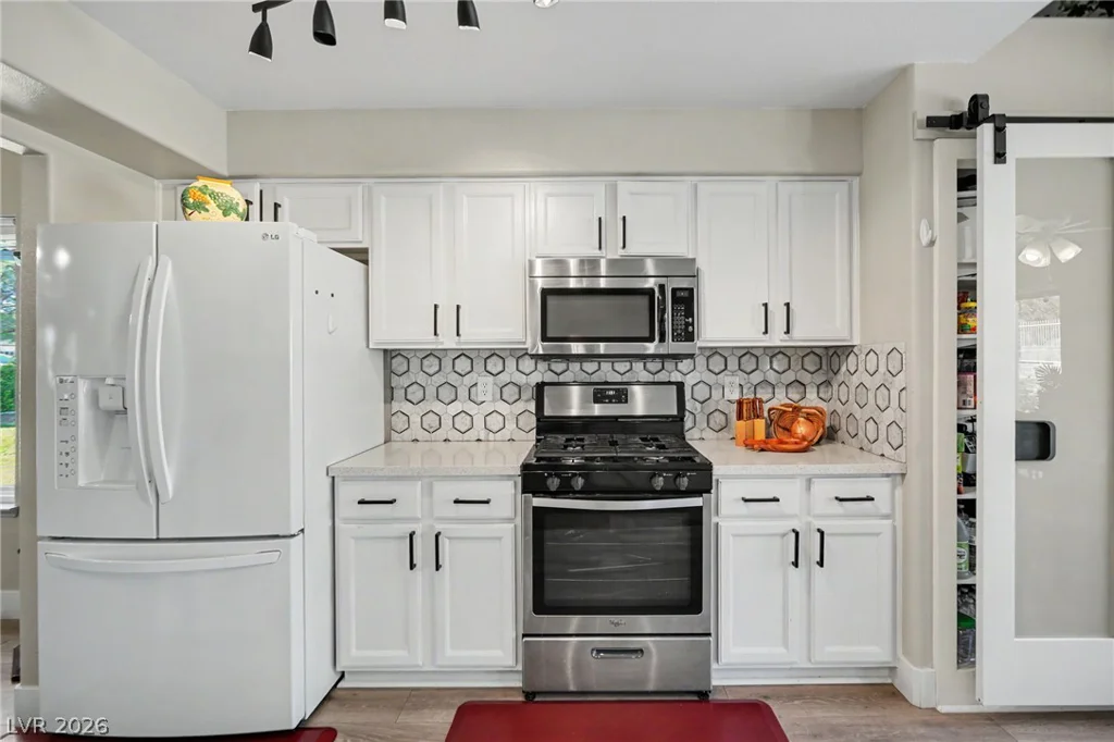 5004 Desert Fir, Las Vegas, NV 89130
