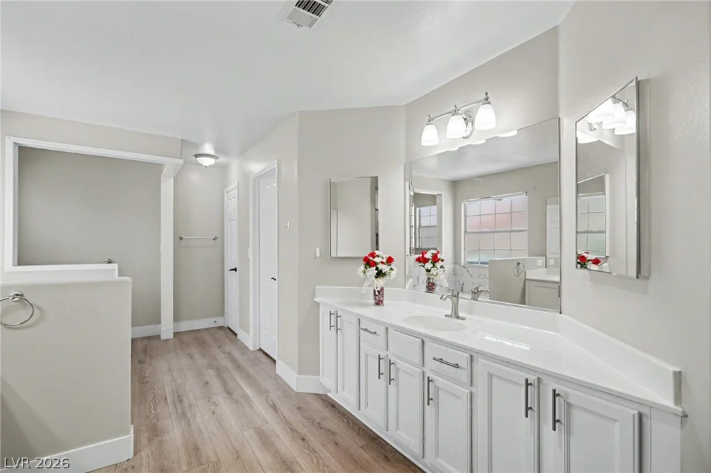 5004 Desert Fir, Las Vegas, NV 89130