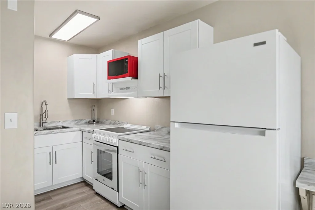 5004 Desert Fir, Las Vegas, NV 89130