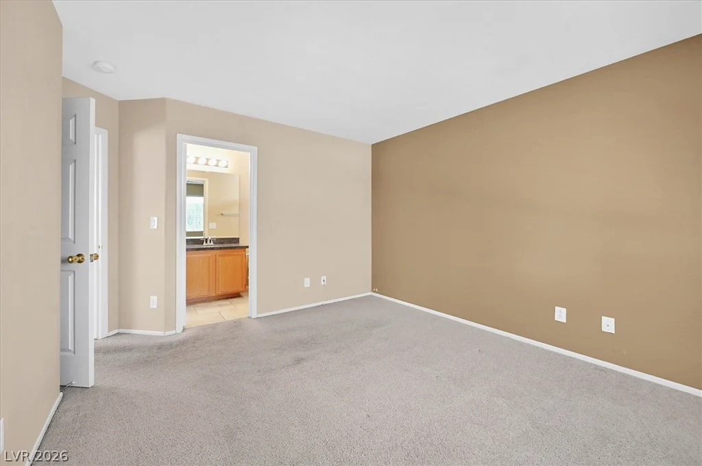 10627 Foggy Glen, Las Vegas, NV 89135