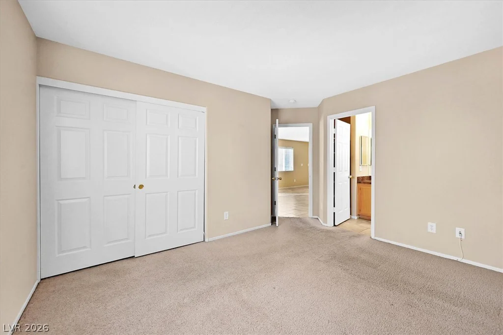 10627 Foggy Glen, Las Vegas, NV 89135