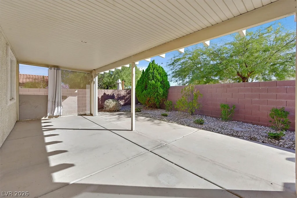 10627 Foggy Glen, Las Vegas, NV 89135